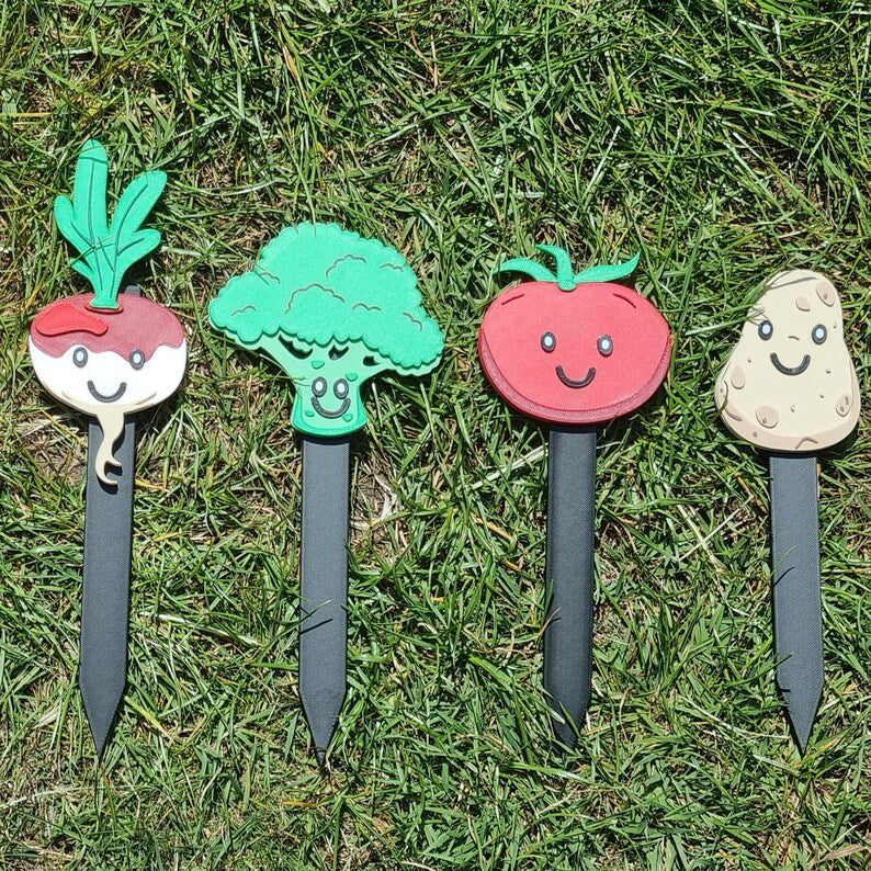 3D Printed Smiley Face Plant Marker: PLA Garden Decor
